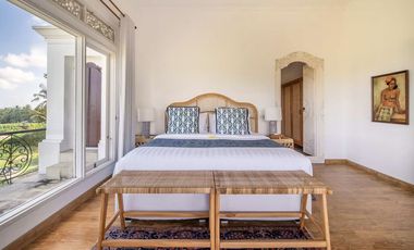 FREEHOLD | COLONIAL-STYLE VILLA WITH JUNGLE AND RICE FIELD VIEWS - UBUD TEGALLALANG