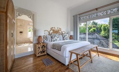 FREEHOLD | COLONIAL-STYLE VILLA WITH JUNGLE AND RICE FIELD VIEWS - UBUD TEGALLALANG