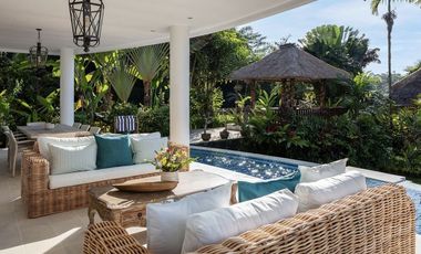 FREEHOLD | COLONIAL-STYLE VILLA WITH JUNGLE AND RICE FIELD VIEWS - UBUD TEGALLALANG
