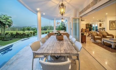 FREEHOLD | COLONIAL-STYLE VILLA WITH JUNGLE AND RICE FIELD VIEWS - UBUD TEGALLALANG