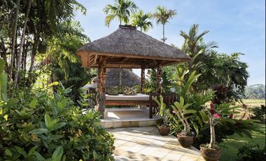FREEHOLD | COLONIAL-STYLE VILLA WITH JUNGLE AND RICE FIELD VIEWS - UBUD TEGALLALANG