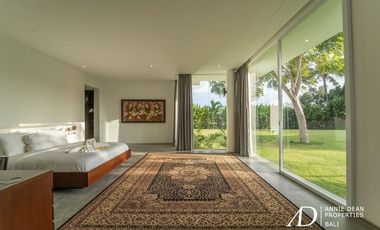 FREEHOLD LUXURY VILLA WITH A LARGE GARDEN IN BABAKAN-CANGGU