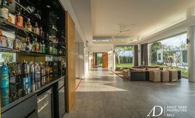 FREEHOLD LUXURY VILLA WITH A LARGE GARDEN IN BABAKAN-CANGGU
