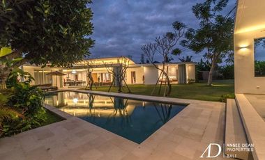FREEHOLD LUXURY VILLA WITH A LARGE GARDEN IN BABAKAN-CANGGU
