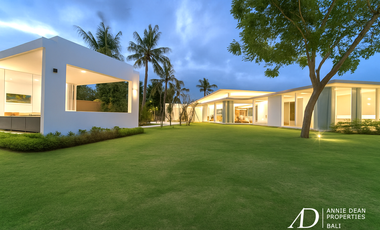 FREEHOLD LUXURY VILLA WITH A LARGE GARDEN IN BABAKAN-CANGGU