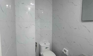 High Ceiling Bungalow House for rent