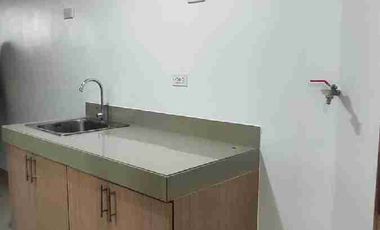 For Rent studio Unit in Dasmariñas, Cavite. Near UMC ,DSLU, EAIC, near SM and Robinson.