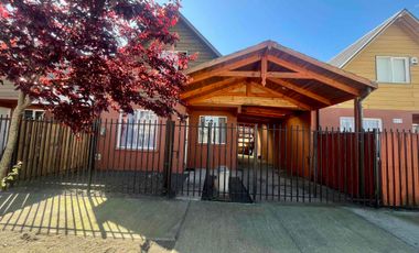 Casa Individual con garage techado sector Escuadrón Norte