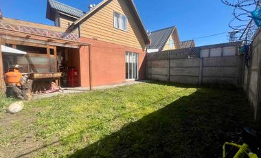 Casa Individual con garage techado sector Escuadrón Norte