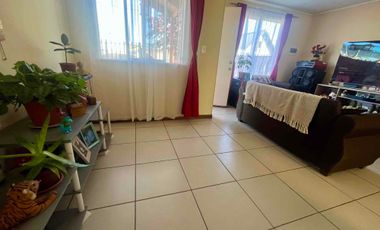 Casa Individual con garage techado sector Escuadrón Norte