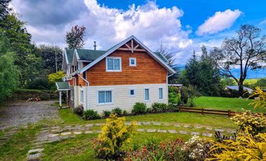 Exclusiva Propiedad en Condominio Privado con Acceso a Playa, Lago Ranco