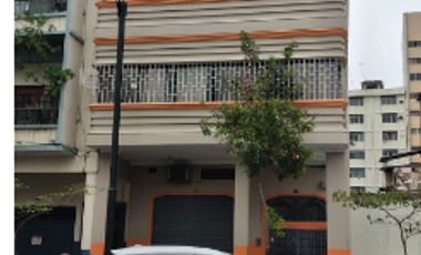 SE RENTA HABITACION PARA EJECUTIVO Y/O ESTUDIANTE UBICADA EN EL 1ER. PISO A 2 CUADRAS DE LA AV. 9 DE OCTUBRE – CENTRO DE GUAYAQUIL