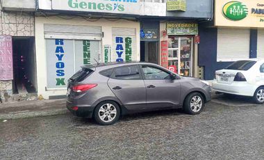 LOCAL COMERCIAL EN RENTA  DE 120 MTRS $ 900 MUY BIEN UBICADO SECTOR SUR DE QUITO. AV. MALDONADO CERCA A COMERCIAL SKY DE LA AV. MALDONADO.