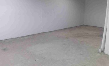 LOCAL COMERCIAL EN RENTA  DE 120 MTRS $ 900 MUY BIEN UBICADO SECTOR SUR DE QUITO. AV. MALDONADO CERCA A COMERCIAL SKY DE LA AV. MALDONADO.