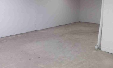 LOCAL COMERCIAL EN RENTA  DE 120 MTRS $ 900 MUY BIEN UBICADO SECTOR SUR DE QUITO. AV. MALDONADO CERCA A COMERCIAL SKY DE LA AV. MALDONADO.