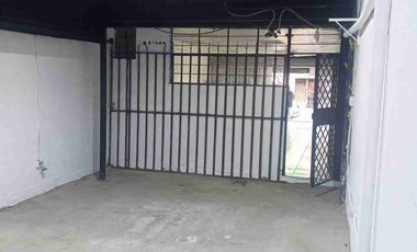 LOCAL COMERCIAL EN RENTA  DE 120 MTRS $ 900 MUY BIEN UBICADO SECTOR SUR DE QUITO. AV. MALDONADO CERCA A COMERCIAL SKY DE LA AV. MALDONADO.