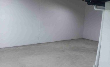 LOCAL COMERCIAL EN RENTA  DE 120 MTRS $ 900 MUY BIEN UBICADO SECTOR SUR DE QUITO. AV. MALDONADO CERCA A COMERCIAL SKY DE LA AV. MALDONADO.