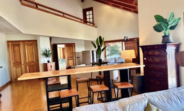 Exclusiva Casa En Santa María Manquehue