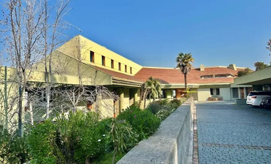 Exclusiva Casa En Santa María Manquehue