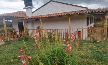 Finca en venta con casa de un piso, Cómbita; vereda San Isidro