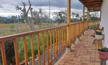 Finca en venta con casa de un piso, Cómbita; vereda San Isidro