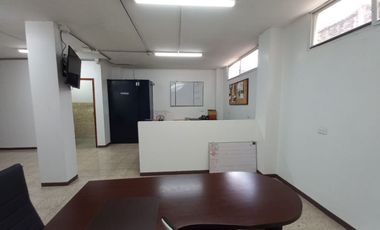 VENDO DEPARTAMENTO / OFICINA CENTRO GUAYAQUIL
