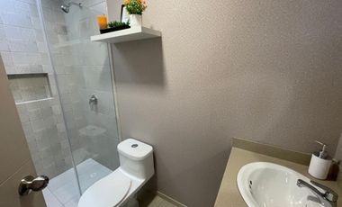 Casa de Venta de 98 mtrs / Mitad del mundo / San Antonio de Pichincha / Quito.