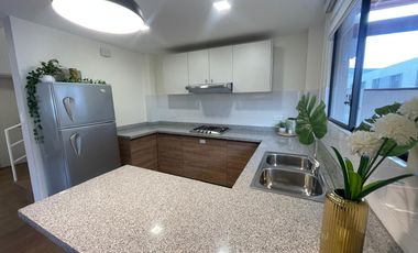 Casa de Venta de 98 mtrs / Mitad del mundo / San Antonio de Pichincha / Quito.