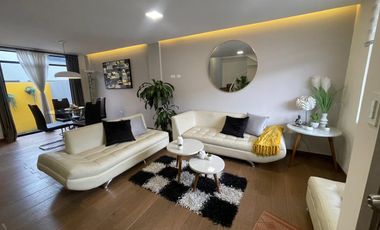 Casa de Venta de 98 mtrs / Mitad del mundo / San Antonio de Pichincha / Quito.