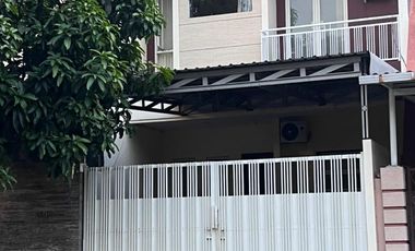Disewakan Rumah Minimalis 2 Lantai Margorejo, Surabaya Selatan
