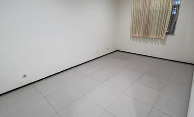 Disewakan Rumah Minimalis 2 Lantai Margorejo, Surabaya Selatan