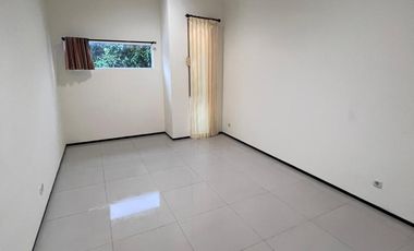 Disewakan Rumah Minimalis 2 Lantai Margorejo, Surabaya Selatan