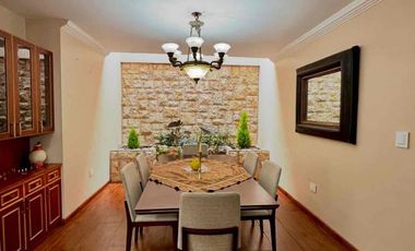 hermosa casa en venta en la Cdla de ingenieros sector Machangara cerca de totoracocha