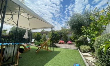 Espectacular Casa 6 Ambientes En Exclusivo Condominio, Piedra Roja