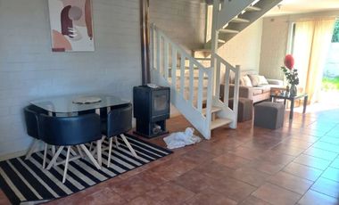 VENDO CASA 3 DORMITORIOS MAS SALA DE ESTAR EN BARRIO MUY TRANQUILO DE SAN CLEMENTE
