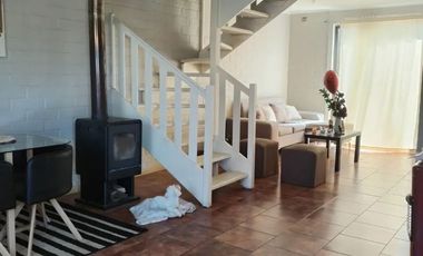 VENDO CASA 3 DORMITORIOS MAS SALA DE ESTAR EN BARRIO MUY TRANQUILO DE SAN CLEMENTE