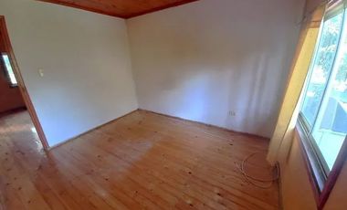 VENDO CASA CON 3 DORMITORIOS EN SECTOR SUR PONIENTE DE TALCA