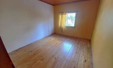 VENDO CASA CON 3 DORMITORIOS EN SECTOR SUR PONIENTE DE TALCA
