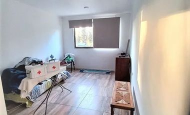 VENDO HERMOSA PARCELA DE 6900 M2 CON AMPLIA CASA CON 5 DORMITORIOS, 5 BAÑOS Y PISCINA EN HUILQUILEMU SUR