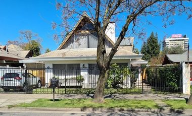 VENDO EXCELENTE CASA 5 DORMITORIOS PLENO CENTRO DE TALCA A PASOS DE SUPERMERCADO, CLINICAS Y COMERCIO EN GENERAL