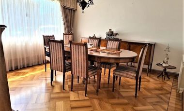 VENDO EXCELENTE CASA 5 DORMITORIOS PLENO CENTRO DE TALCA A PASOS DE SUPERMERCADO, CLINICAS Y COMERCIO EN GENERAL