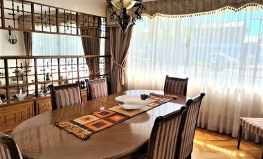 VENDO EXCELENTE CASA 5 DORMITORIOS PLENO CENTRO DE TALCA A PASOS DE SUPERMERCADO, CLINICAS Y COMERCIO EN GENERAL