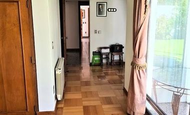 VENDO EXCELENTE CASA 5 DORMITORIOS PLENO CENTRO DE TALCA A PASOS DE SUPERMERCADO, CLINICAS Y COMERCIO EN GENERAL