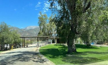 Parcelas Semiplanas con Hermosas Vistas en Aculeo