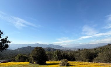 Parcelas Semiplanas con Hermosas Vistas en Aculeo
