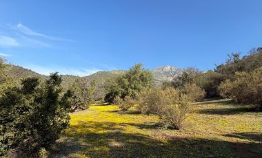 Parcelas Semiplanas con Hermosas Vistas en Aculeo
