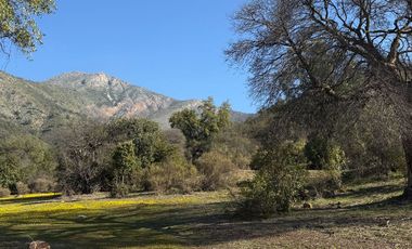 Parcelas Semiplanas con Hermosas Vistas en Aculeo