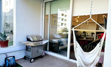 Departamento con Patio Interior en exclusivo Condominio, Huechuraba
