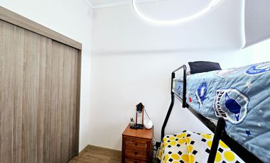 Departamento con Patio Interior en exclusivo Condominio, Huechuraba