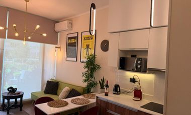 Departamento con Patio Interior en exclusivo Condominio, Huechuraba